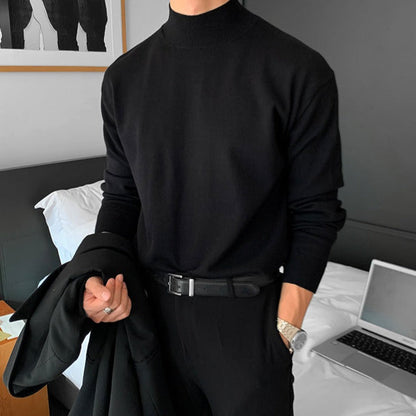 GREYWOOD ALL BLACK SWEATER