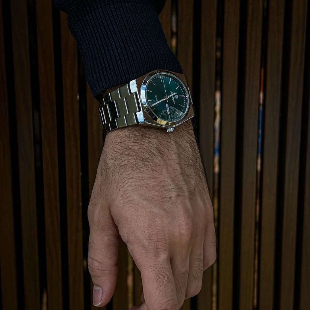 GREYWOOD SIGNATURE WATCH