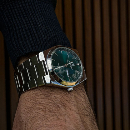 GREYWOOD SIGNATURE WATCH