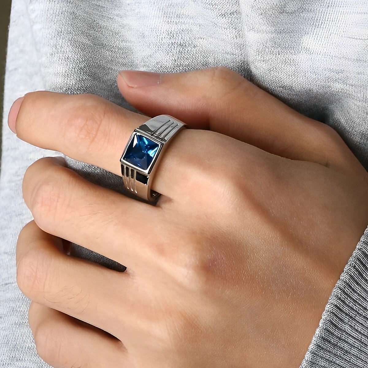 GREYWOOD SILVER OCEAN RING